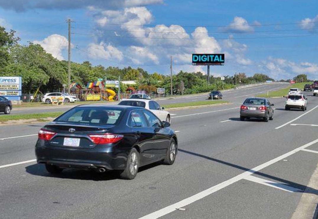 Location photo for SW 9th Ave near Legacy Park (Ocala)