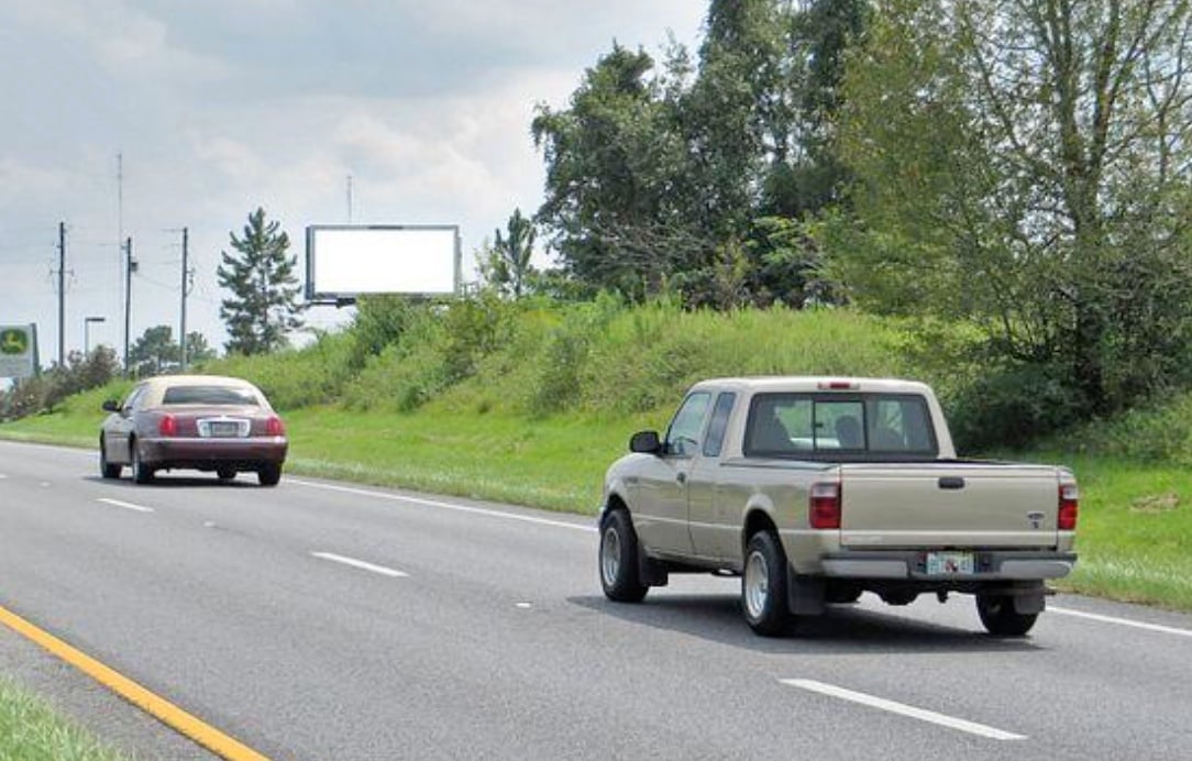 Location photo for NW 63rd St near Ocala Spring Shopping Center (Ocala)