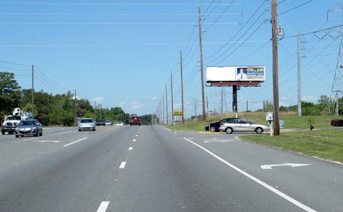 Location photo for SE Maricamp Rd near Crystal Square (Ocala)