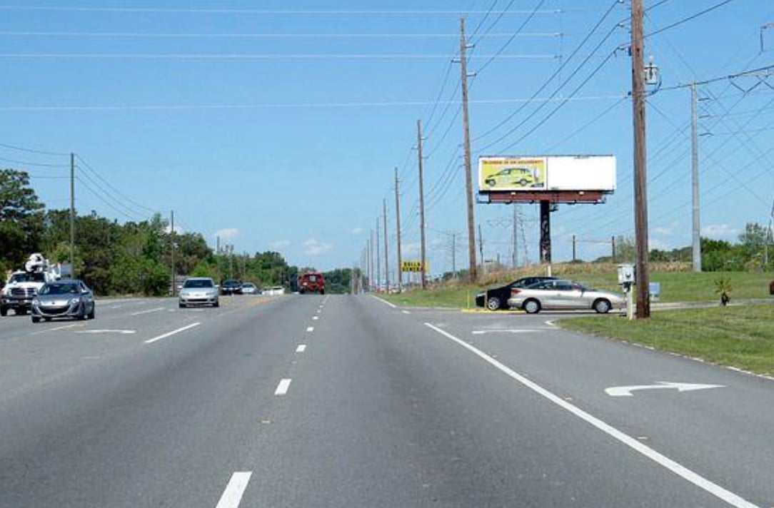 Location photo for SE Maricamp Rd near Crystal Square (Ocala)