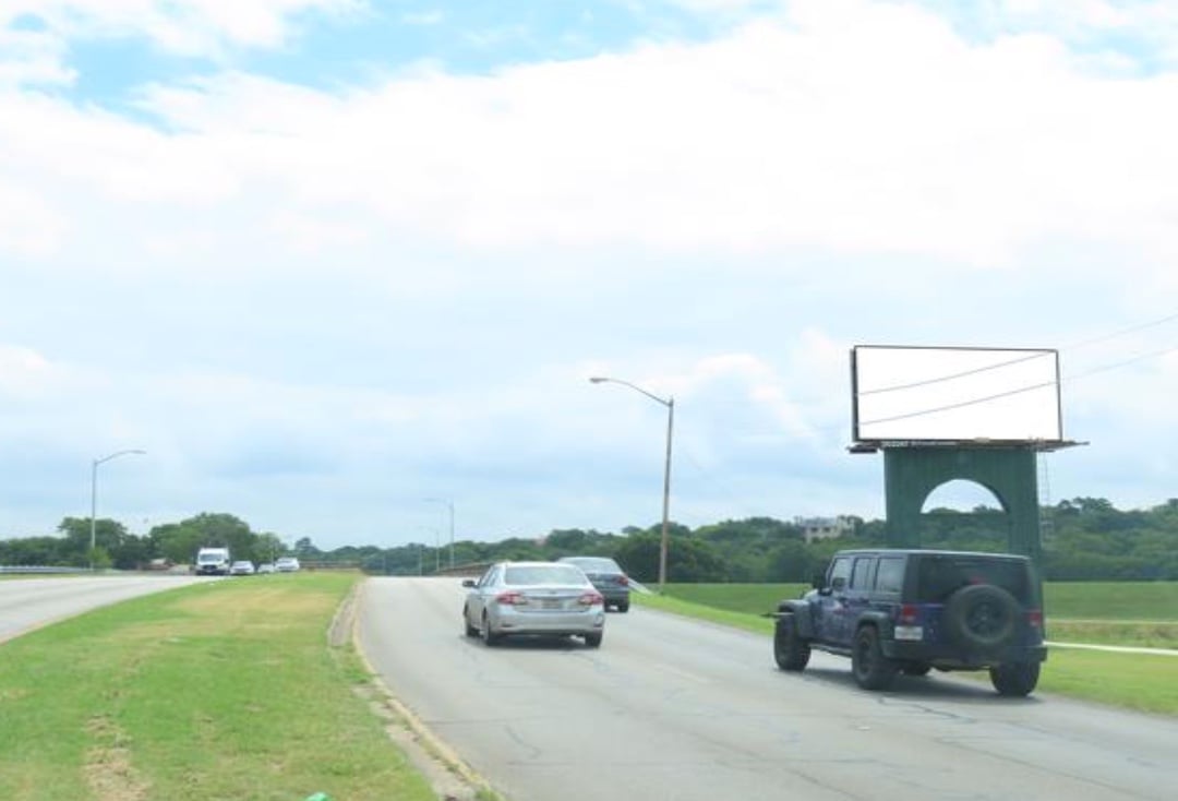 Location photo for Brookside Dr near White Settlement Trailhead Park, Brookside (Fort Worth)