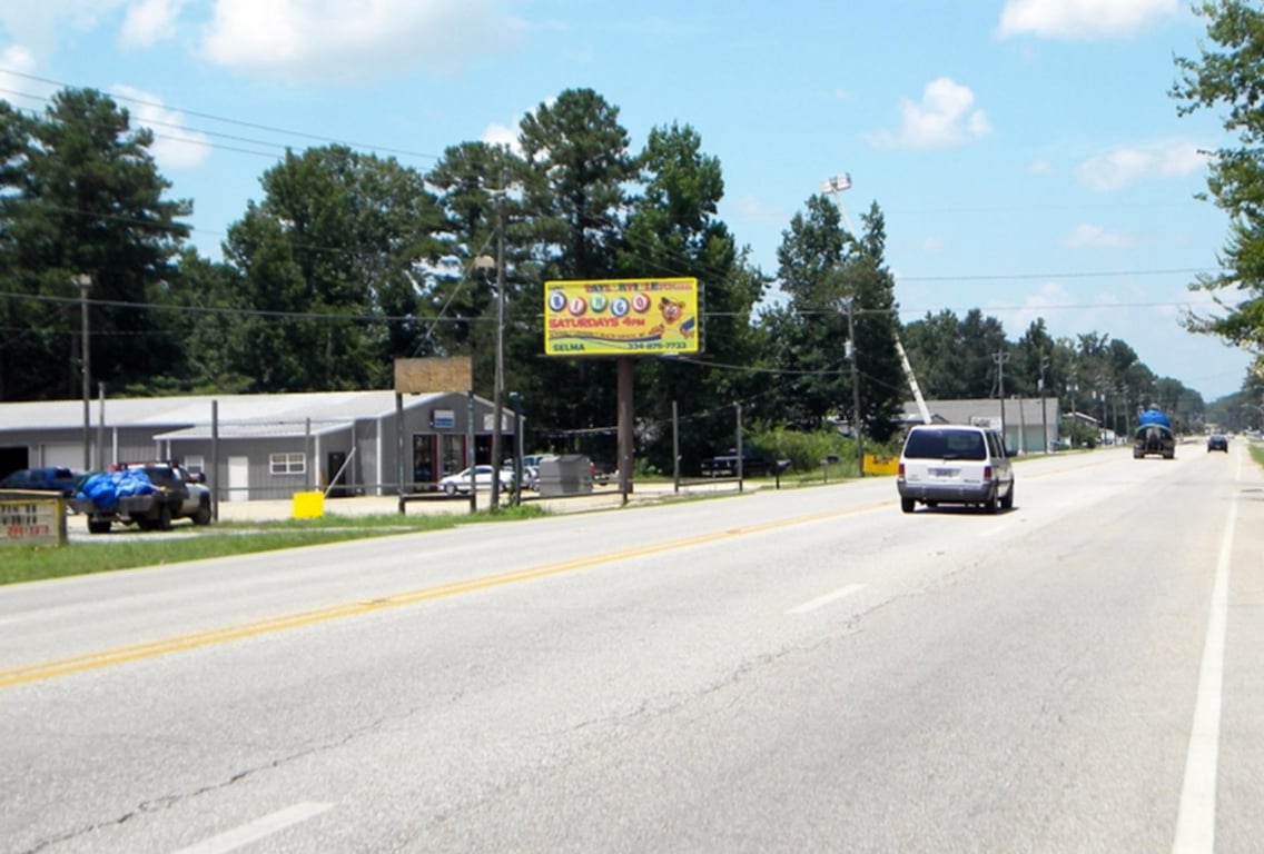 W/S 2181 HWY 143 N/O BOXWOOD DR. F/S Media