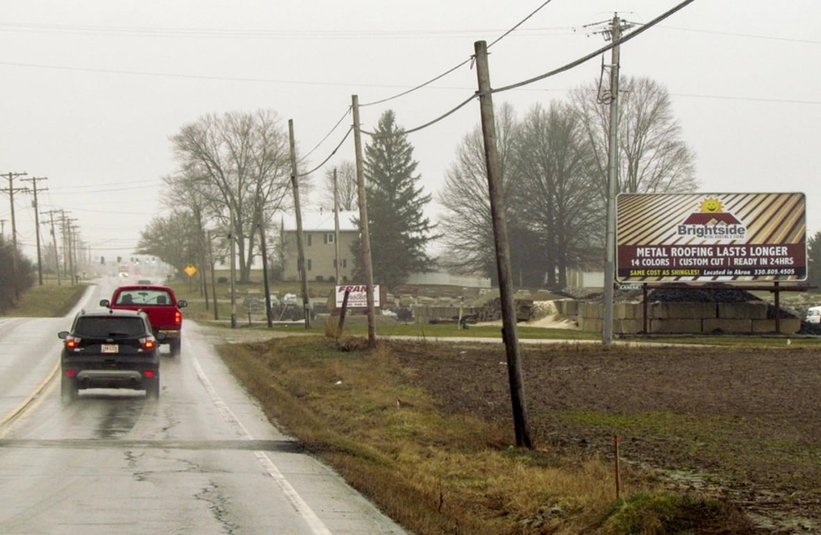 SR 83 WL 850' N/WHITE RD(1 MI N/I-71) N/F Media