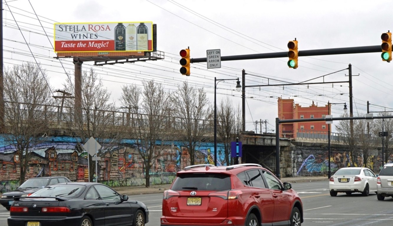 Location photo for McCarter Hwy near Broad St at Emmet St, South Ironbound (Newark)