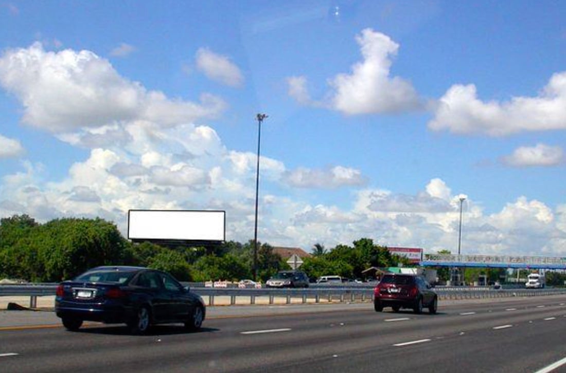 Location photo for Cove Lake Rd (North Lauderdale)