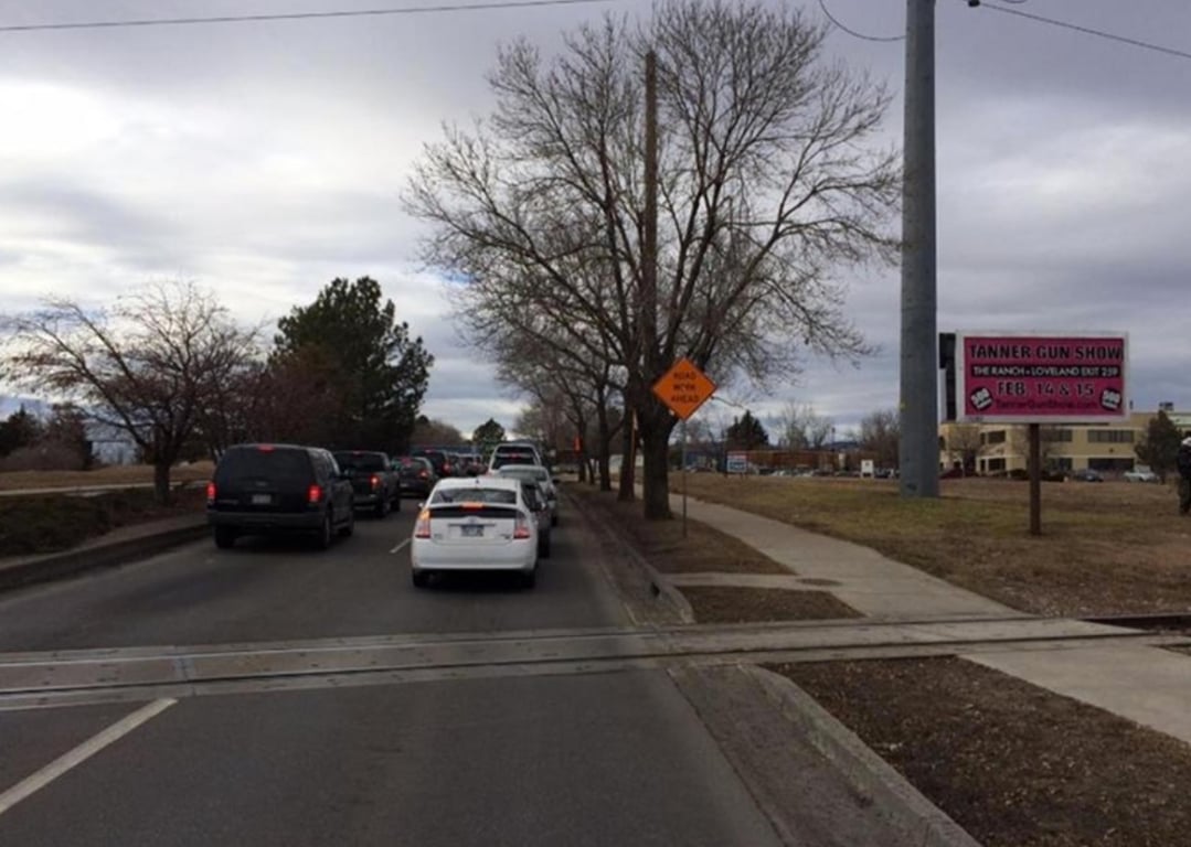 E PROSPECT RD E/O RIVERSIDE AVE NS EF Media