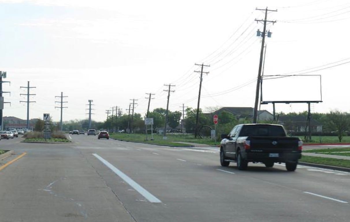 Location photo for Lakeview Pkwy near Lake Pointe Market (Rowlett)