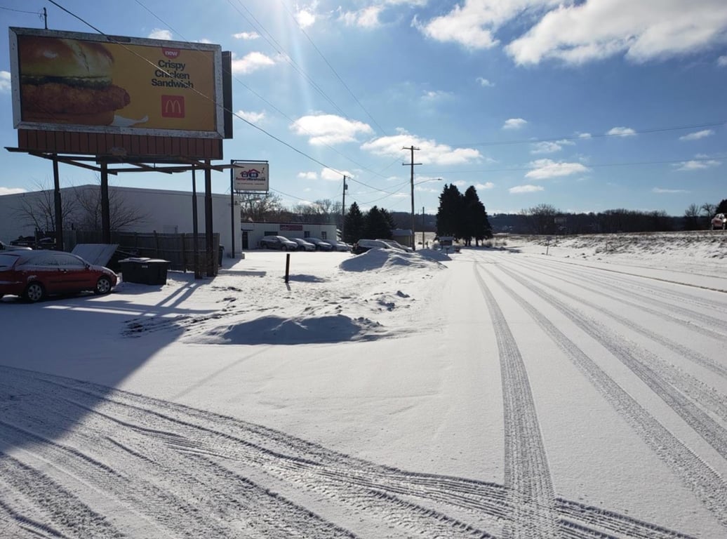US 169 0.2 mi S/O Webster Ave. ES F/N Media