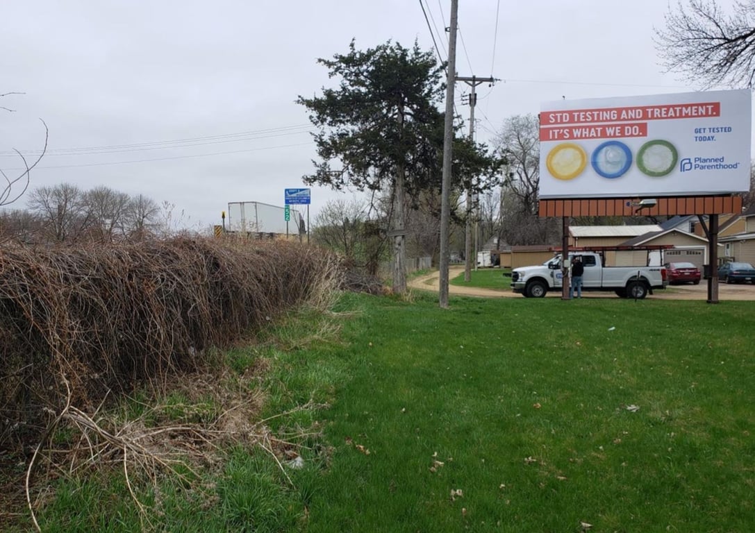 Location photo for Chapman St near West Mankato Park (Mankato)