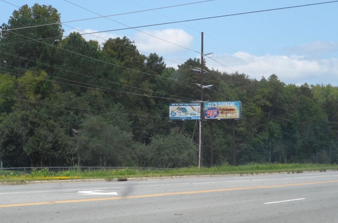 2201 US 264 BYPASS 0.3 mi W/O NC33 EAST(10TH ST) NS Media