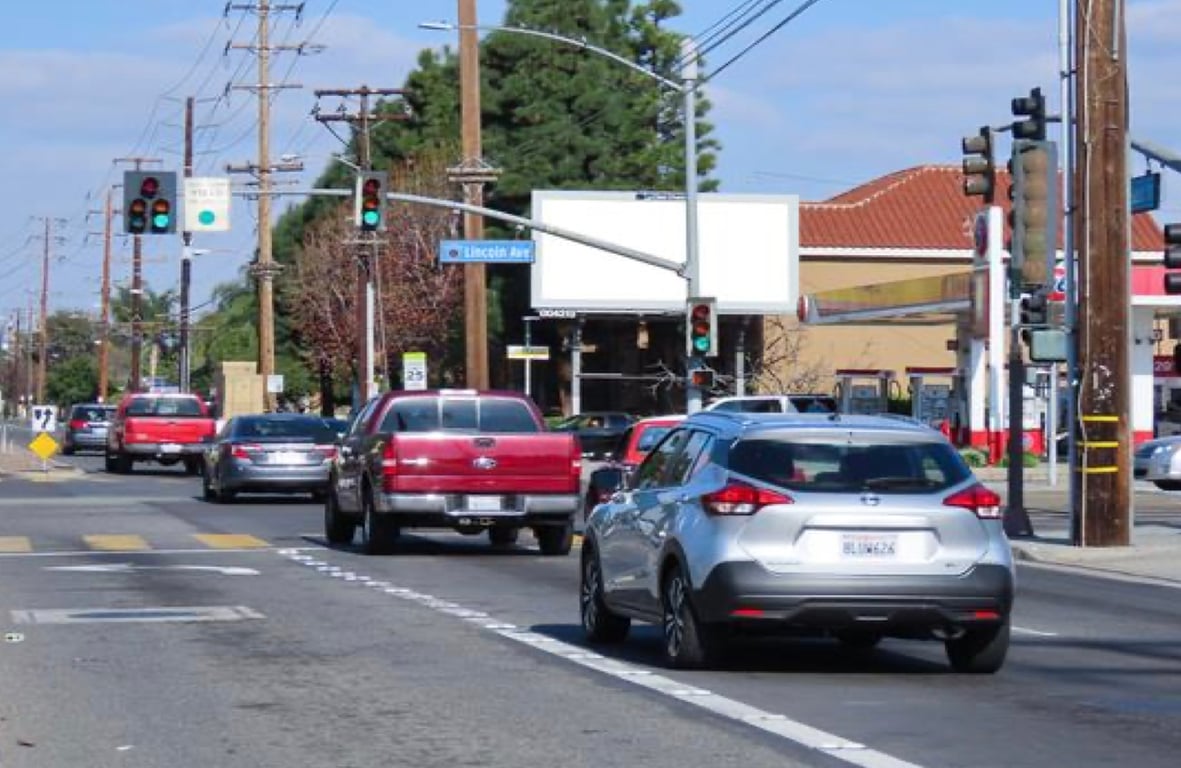 Location photo for E Lincoln Ave near Lincoln-East, Northeast Anaheim (Anaheim)