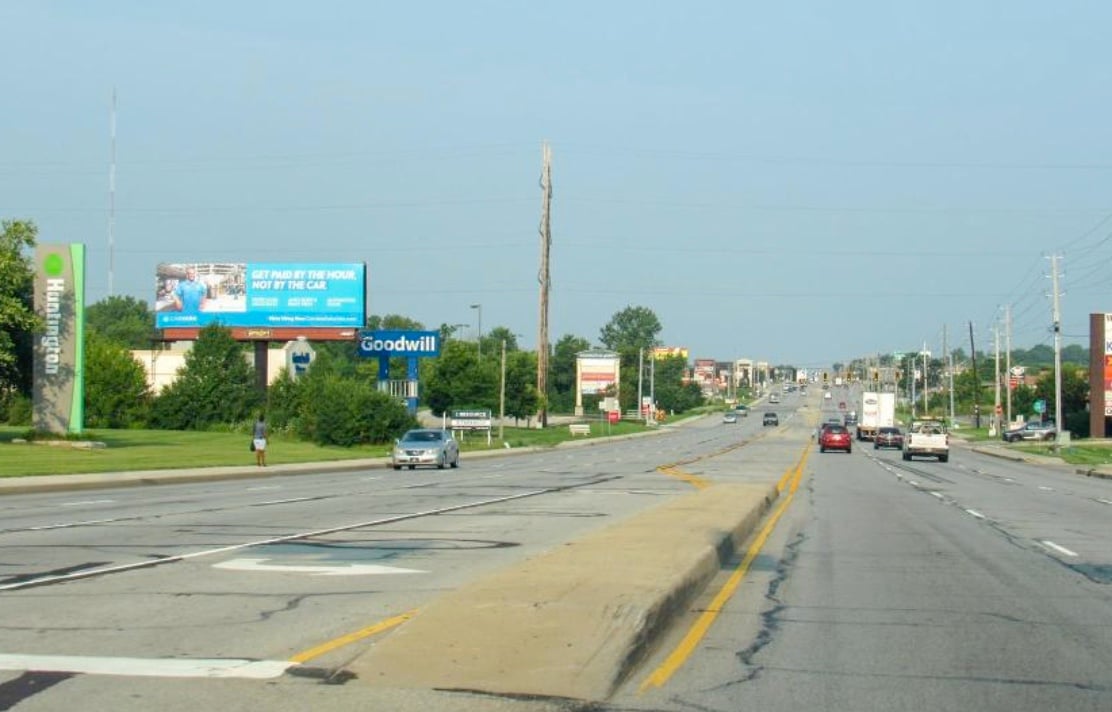 10499 Washington St E 0.5 mi E/O Mitthoeffer Rd SS Media