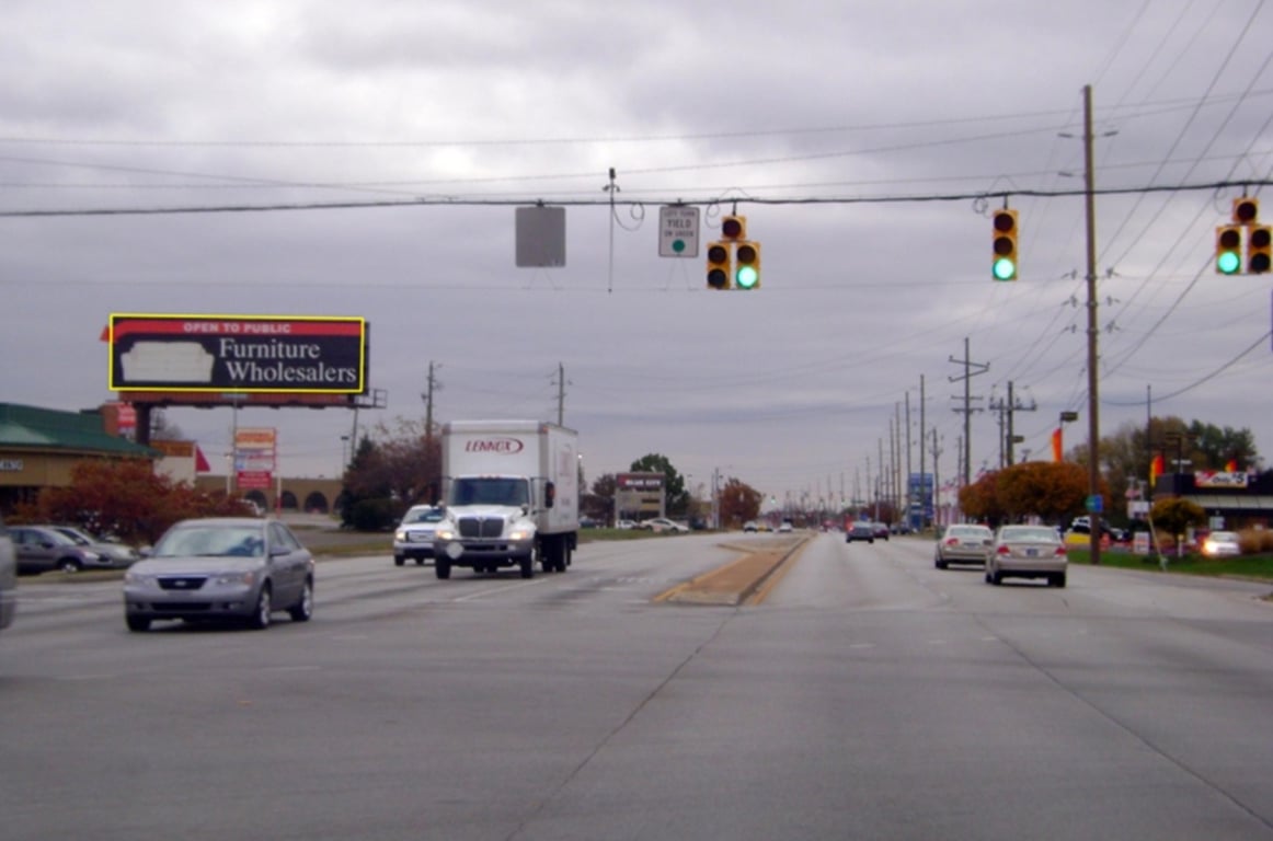 Location photo for Lafayette Rd near Lafayette Rd & Pike Plaza Rd, International Marketplace (Indianapolis)