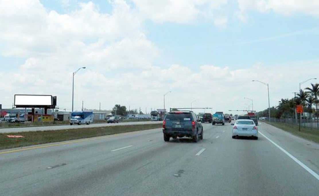 Location photo for NW 77th Ct near Westland Promenade (Medley)