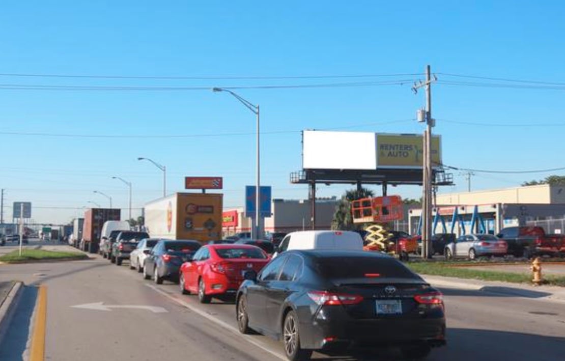 Location photo for NW 72nd Ave near NW 72 Av & NW 41 St (Miami)