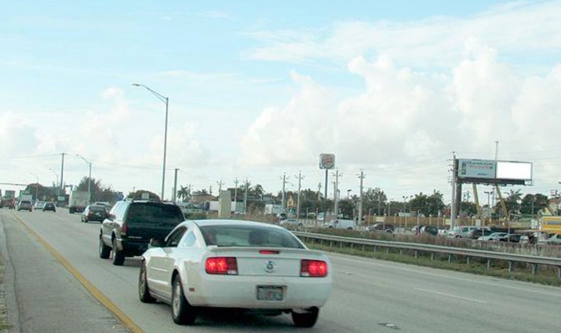 Location photo for NW 117th Way near W 68 St & W 36 Av (Medley)