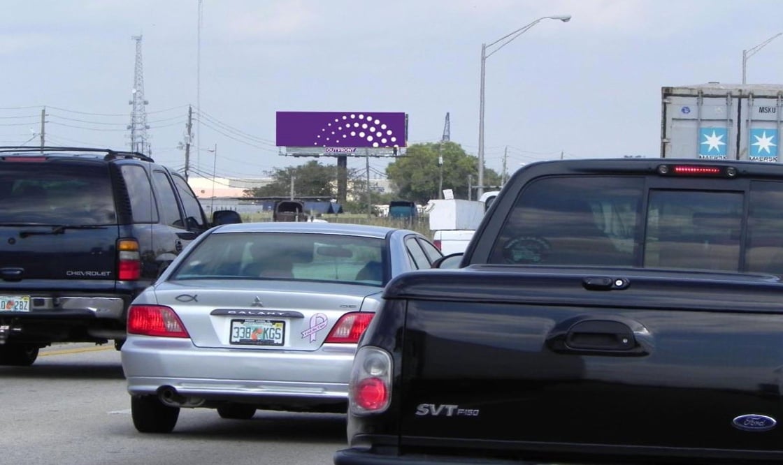 Location photo for NW South River Dr near W Okeechobee Rd & #9811 (Medley)