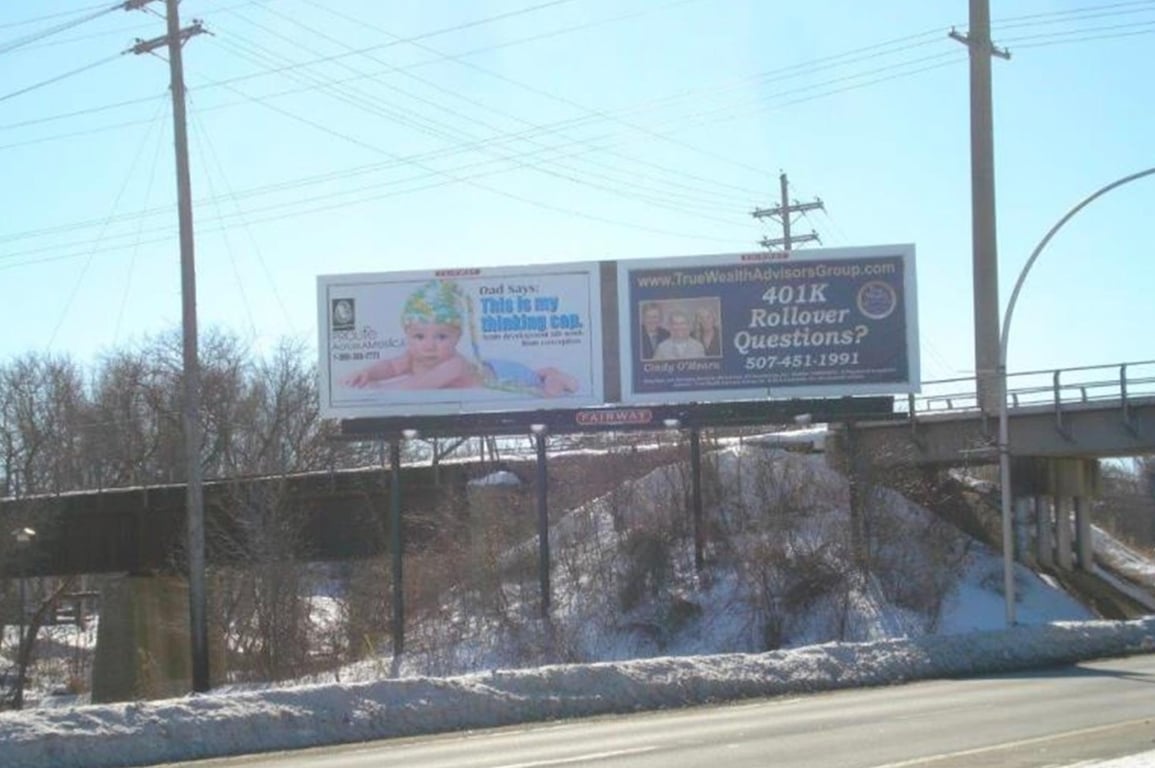 Hoffman Dr. 0.7 mi E/O I-35 ES F/N