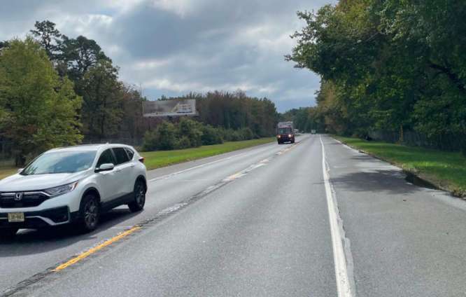 NJ 34 2800 ft north of NJ 33 FN, Howell, NJ, N/F Media