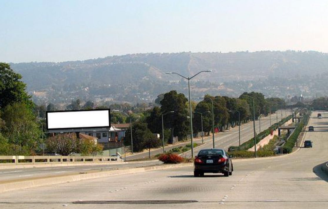 Location photo for 73rd Ave near 71st Av & Snell St, Coliseum (Oakland)