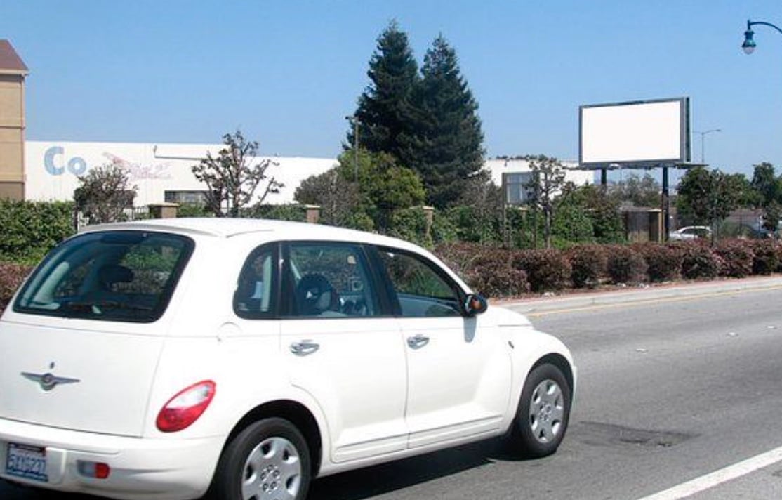 Location photo for Airport Access Rd near Hegenberger Rd & Doolittle Dr (Oakland)