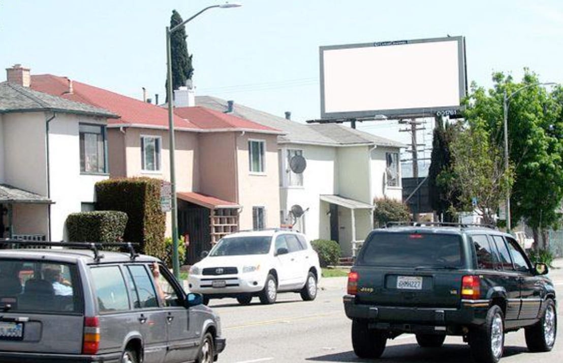 Location photo for International Blvd near 54th Avenue, East 14th Street Business District (Oakland)