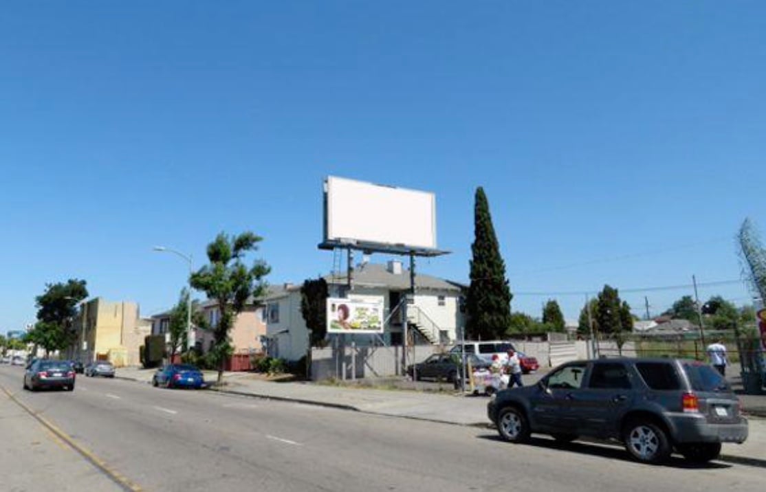 Location photo for International Blvd near 54th Avenue, East 14th Street Business District (Oakland)