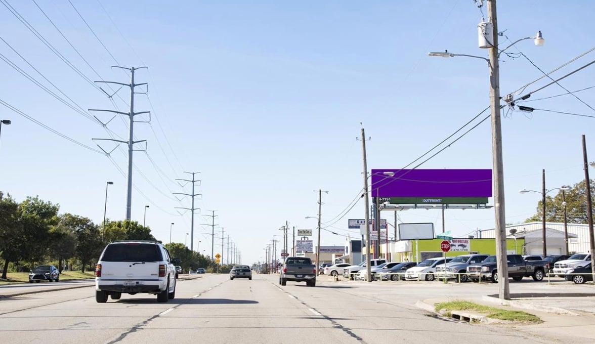 Location photo for S Garland Ave near Saturn @ Sharon - N - NS (Garland)