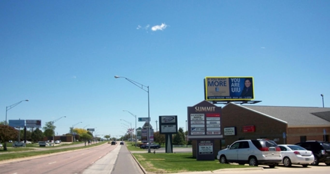 Location photo for University Ave near Metro Infusion Center (Cedar Falls)