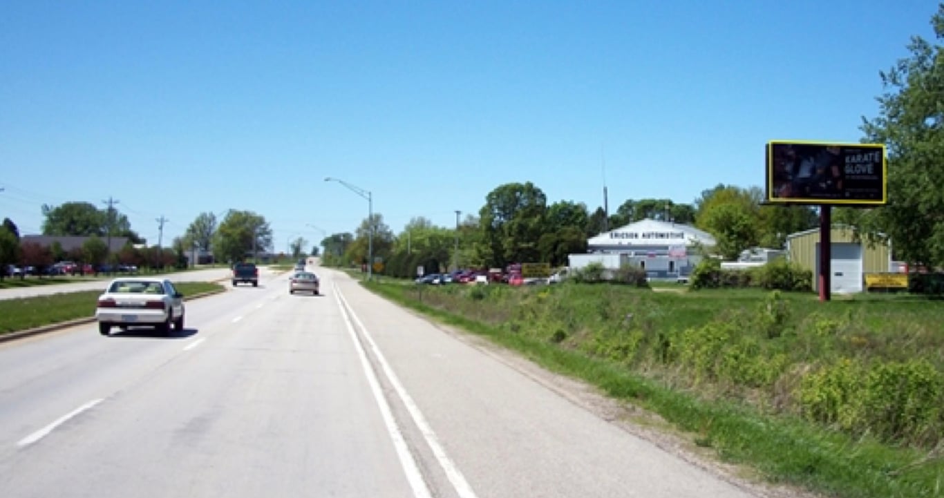 Location photo for University Ave near Campus Court (Cedar Falls)