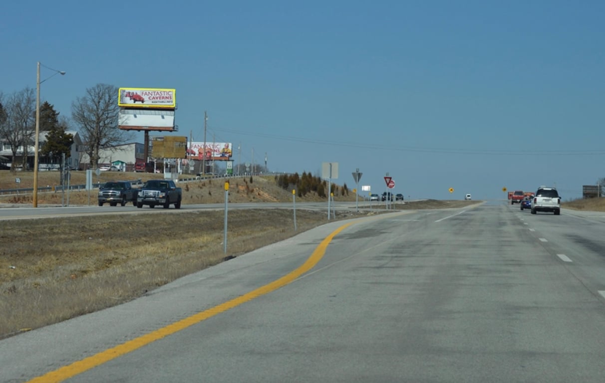 Location photo for MO-176 (Walnut Shade)