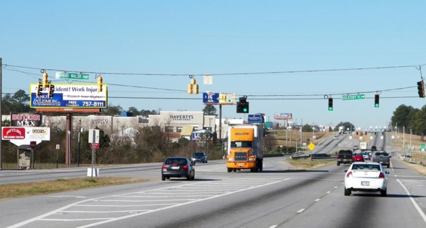 EISENHOWER PKWY W/O OGLESBY PL SS/FE Media