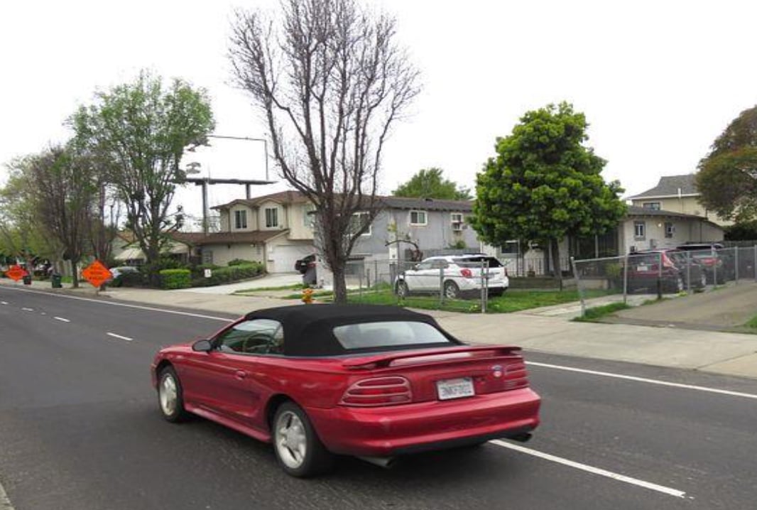 Location photo for W A St near W A St:Royal Av, Hayward Acres (Hayward)