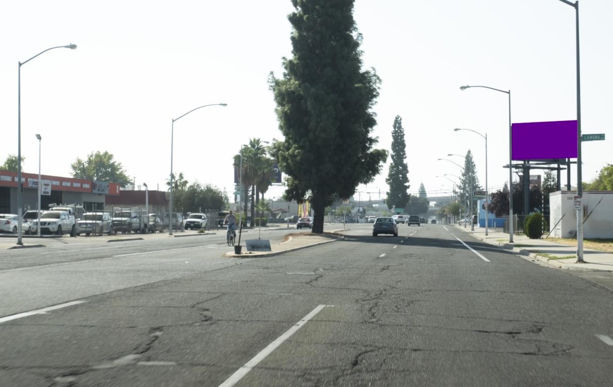 First 60 ft N/O Hedges W/S F/N Media