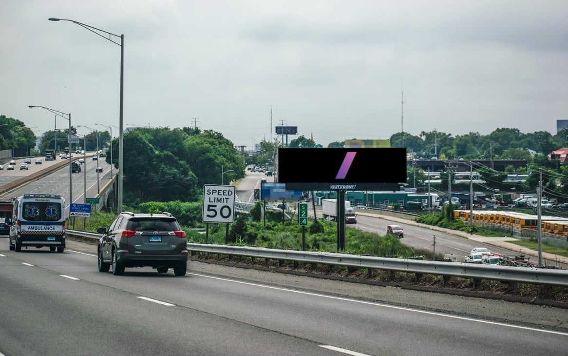 Location photo for Middletown Ave near Middletown Av & First Student Bus Co, Quinnipiac Meadows (New Haven)