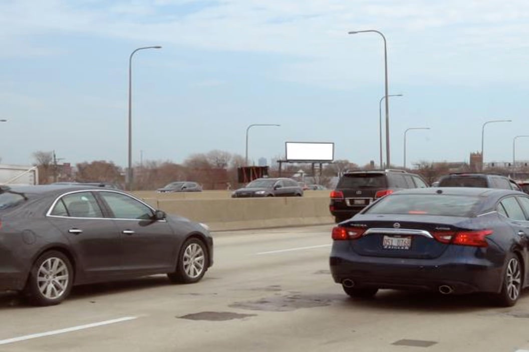 Location photo for W Fletcher St near Posh Pet Club, Avondale (Chicago)