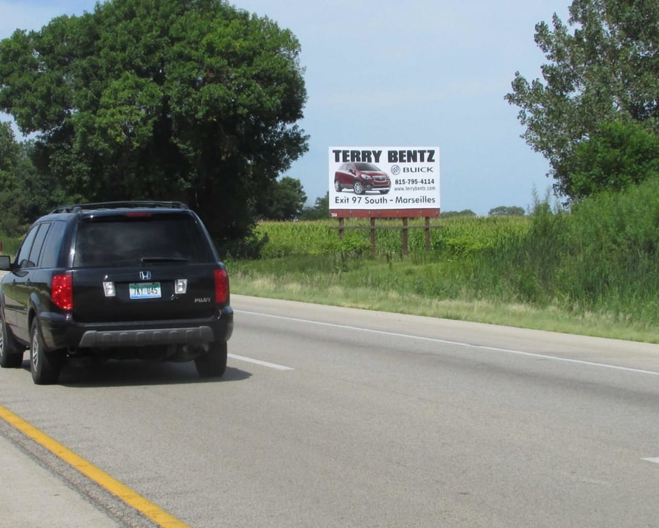 I-80 .75 mi w/o Ashton Rd N/S, E/F Media