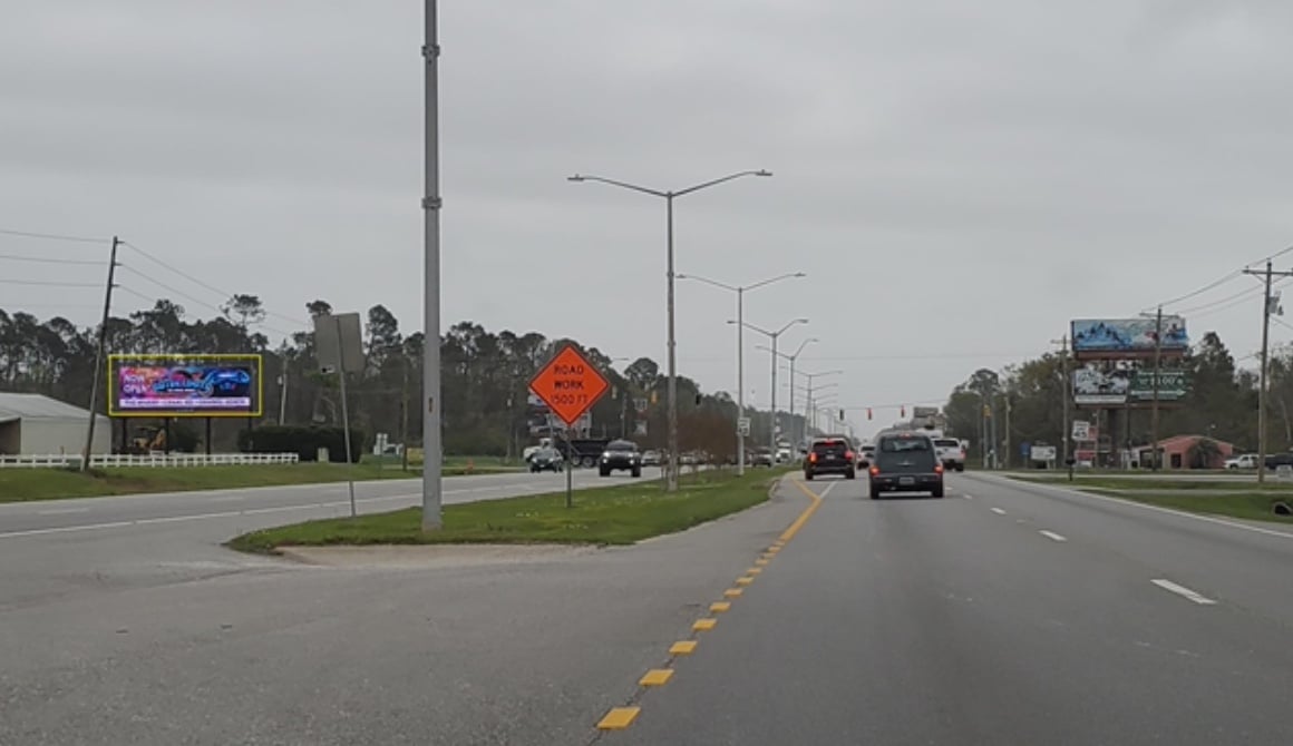 E/S HWY 59 1st N/O CR 12 Media