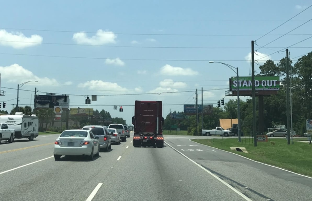 W/S FBX 1ST S/O HWY 98 Media