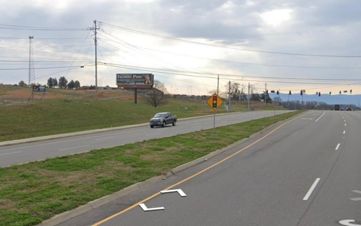 ES TN 66 .2 S/O DOUGLAS DAM RD ES FN TRI-V Media