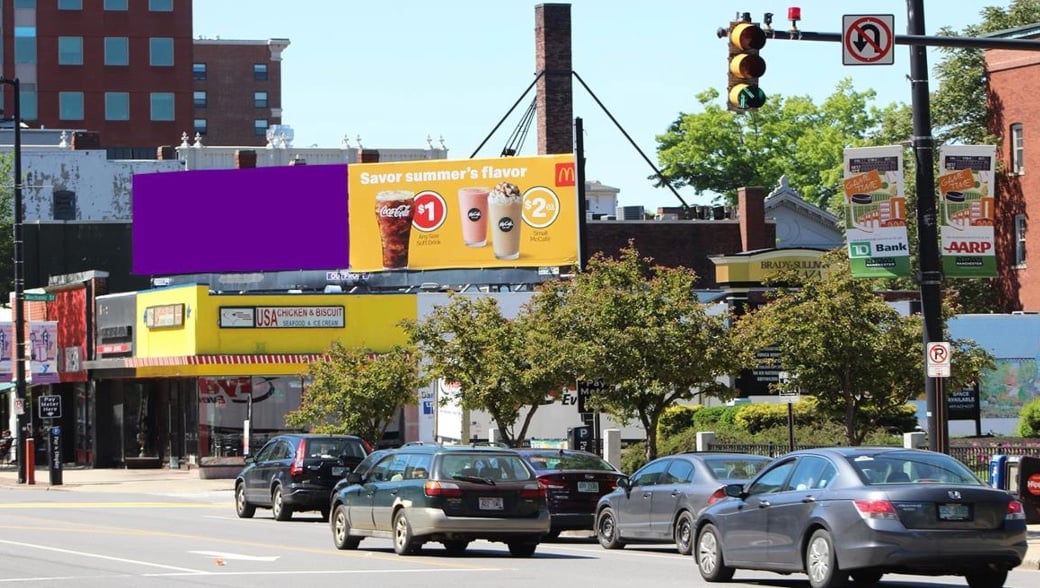 Location photo for Elm St near Hampshire Plaza, Downtown (Manchester)