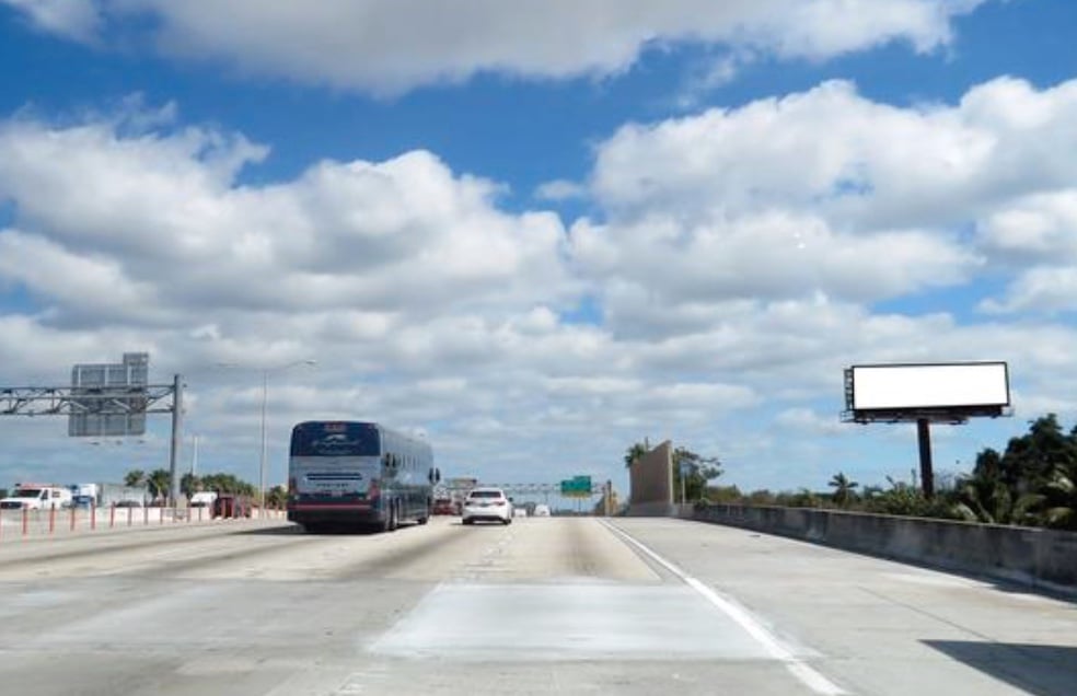 Location photo for NW 54th St near NW 54 St@I 95 Ex (Miami)