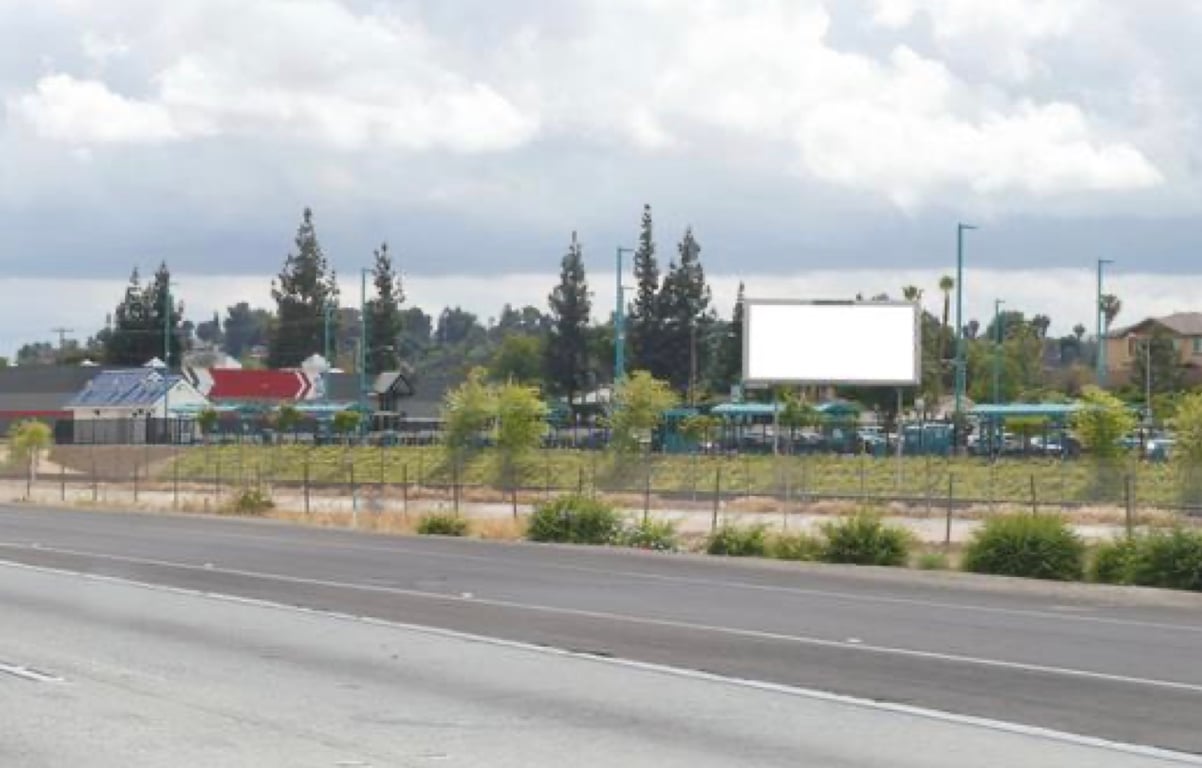 Location photo for Indiana Ave near Buccaneer Cove at Castle Park, La Sierra South (Riverside)