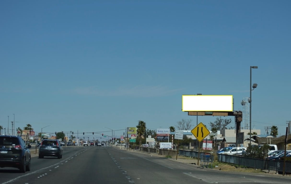 E/S HWY 86 300' S/O EL DORADO F/S Media
