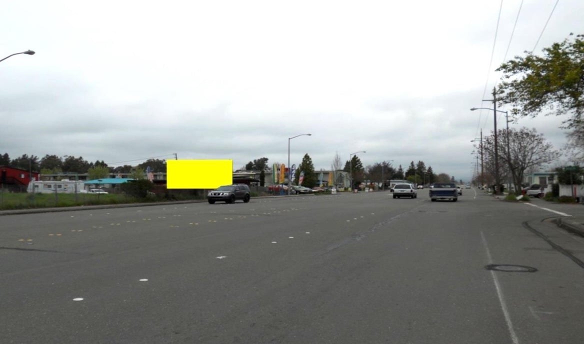 Santa Rosa Ave. 300 ft N/O Todd Rd. W/S F/S Media