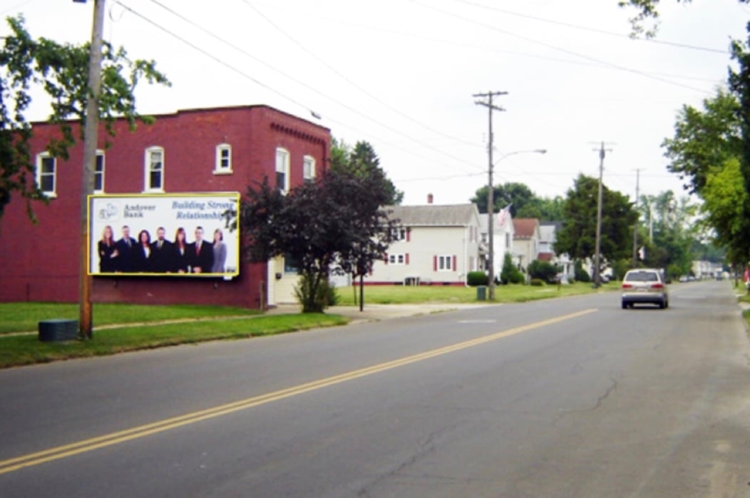 Location photo for Broad St near Dean Avenue Park (Conneaut)