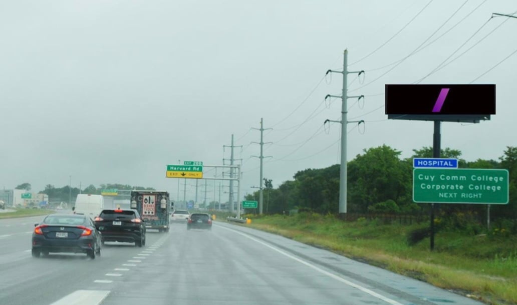 Location photo for Renaissance Pkwy (Warrensville Heights)