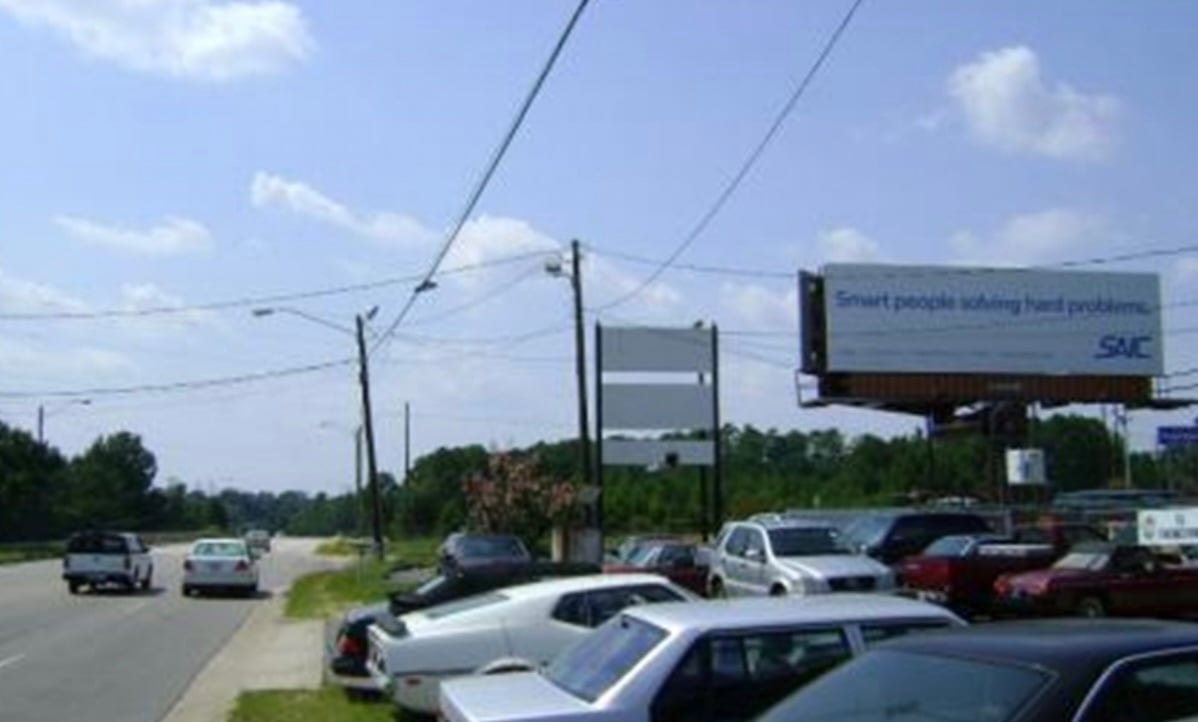 Location photo for Yadkin Rd near Embasy Suites, Terry Sanford (Fayetteville)