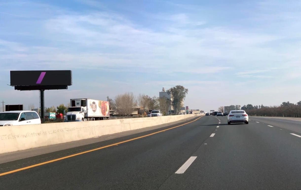 Hwy 99 & Merritt Drive E/S F/N Media