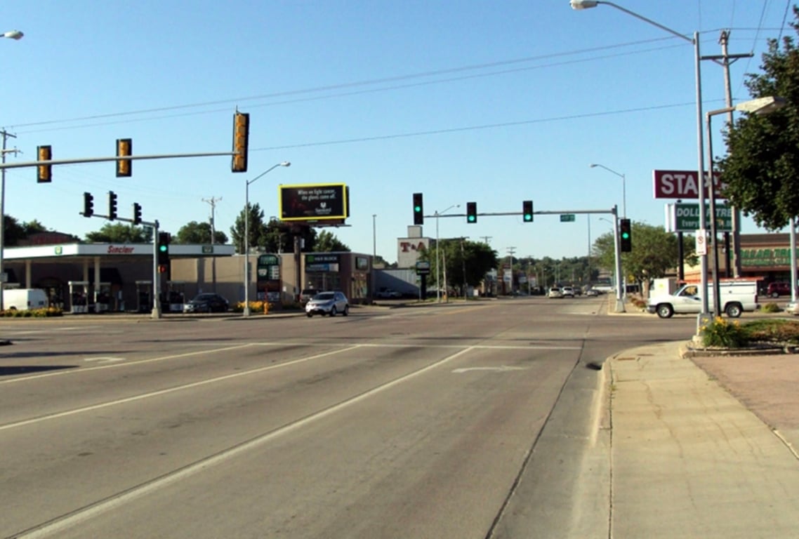 Location photo for S Minnesota Ave near Minnesota/41st NW (Sioux Falls)